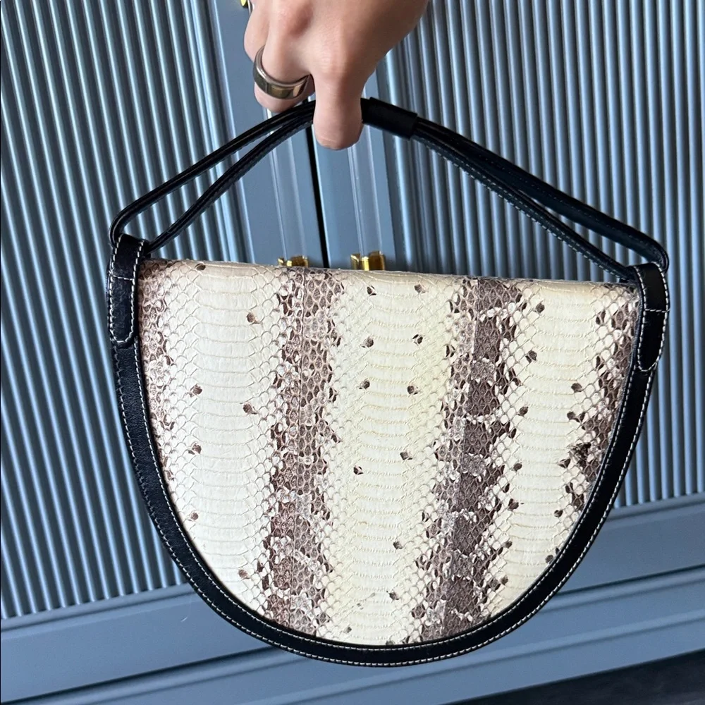 Vintage Black and Cream Snakeskin Bag - Picture 7 of 8